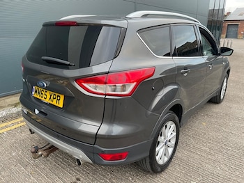 Used Ford Kuga 2015 for sale - 77082040: Photo