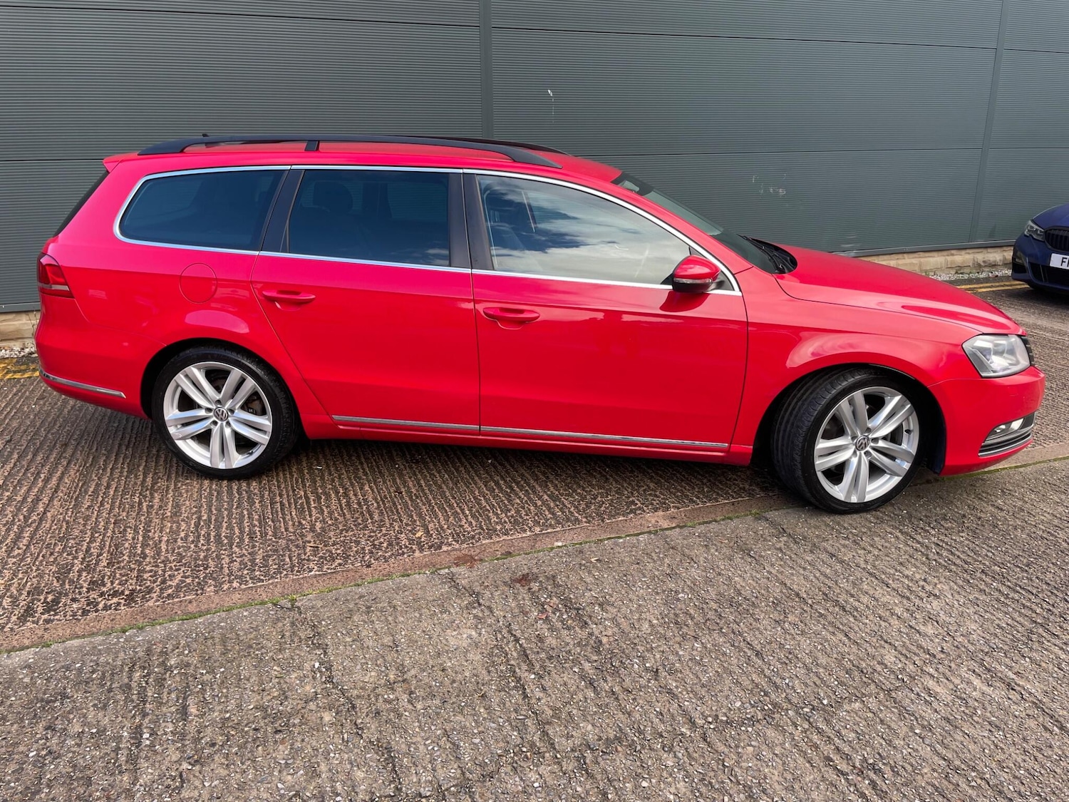 Used Volkswagen Passat 2014 for sale - 76729033: Photo 3