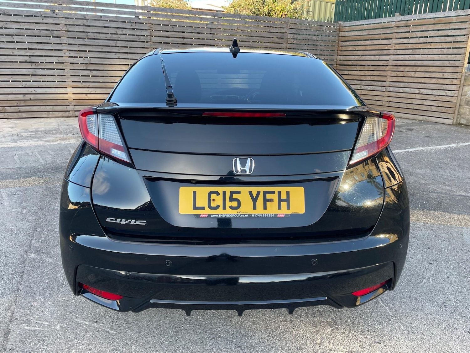 Used Honda Civic 2015 for sale - 76728769: Photo 6