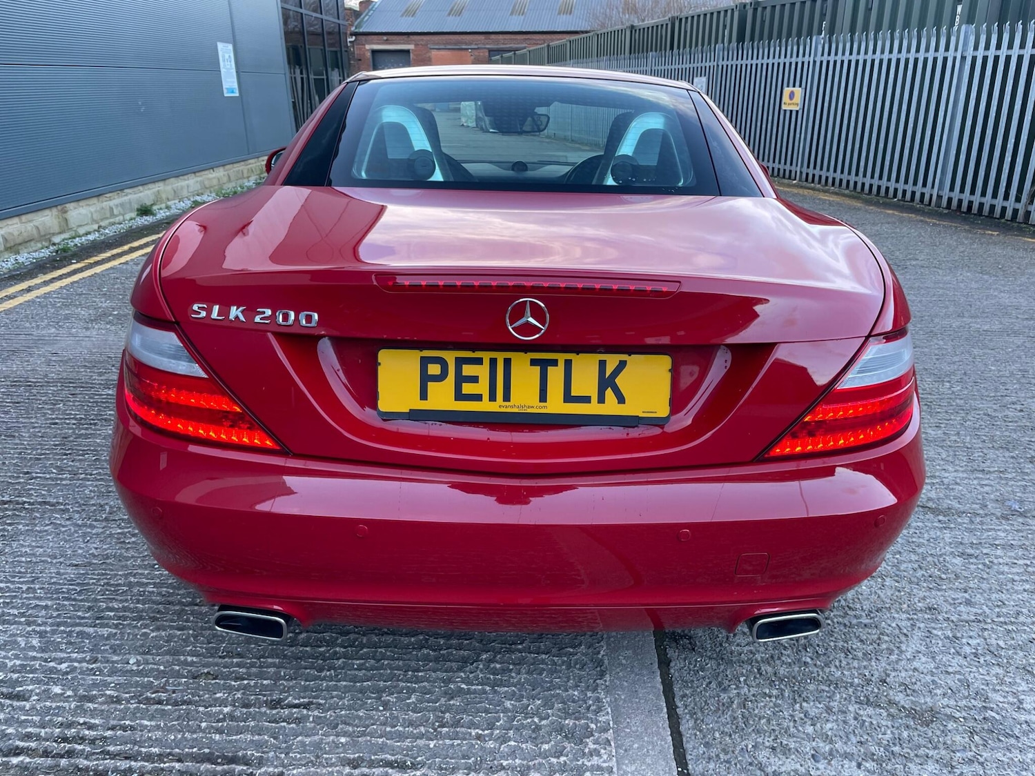 Used Mercedes-Benz SLK 2011 for sale - 77315460: Photo 12