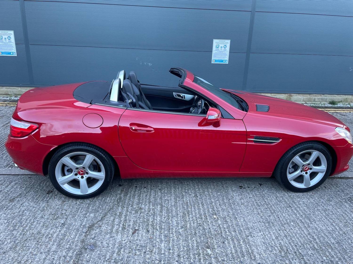 Used Mercedes-Benz SLK 2011 for sale - 77315460: Photo 13