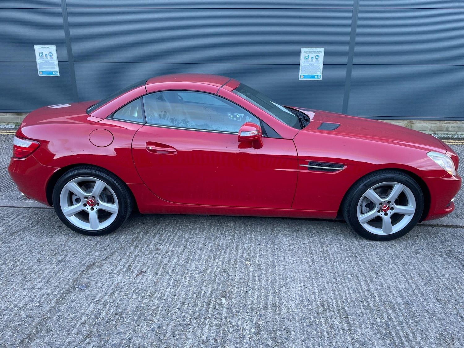 Used Mercedes-Benz SLK 2011 for sale - 77315460: Photo 15