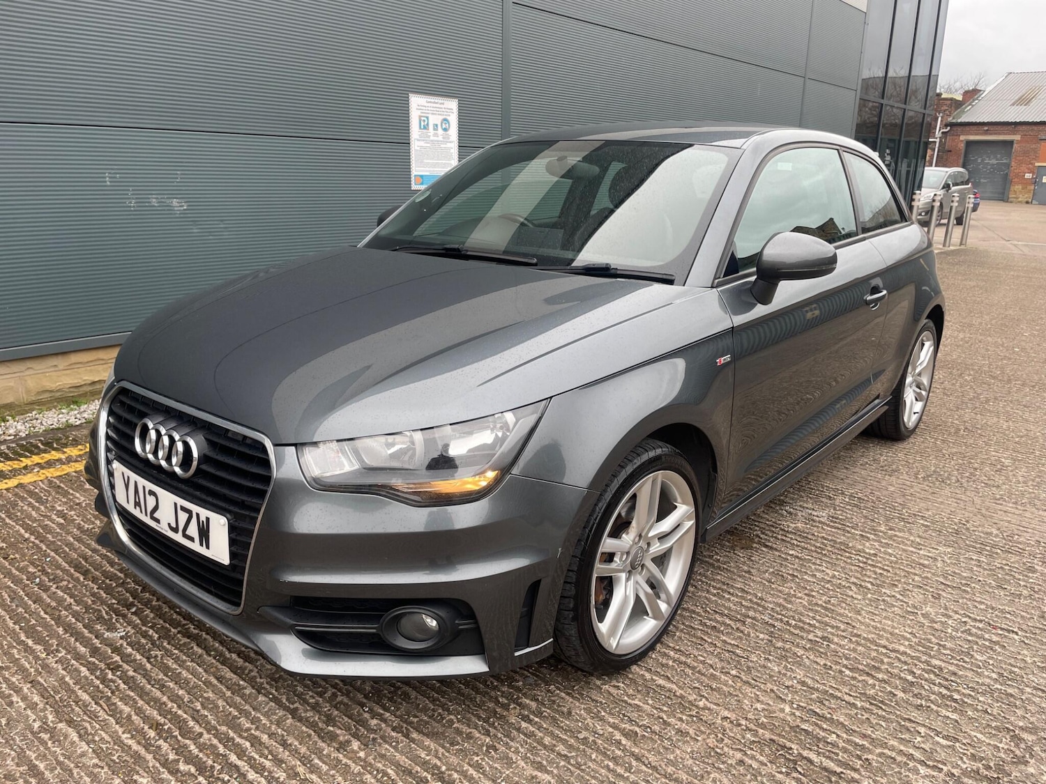 Used Audi A1 2012 for sale - 77705580: Photo 10