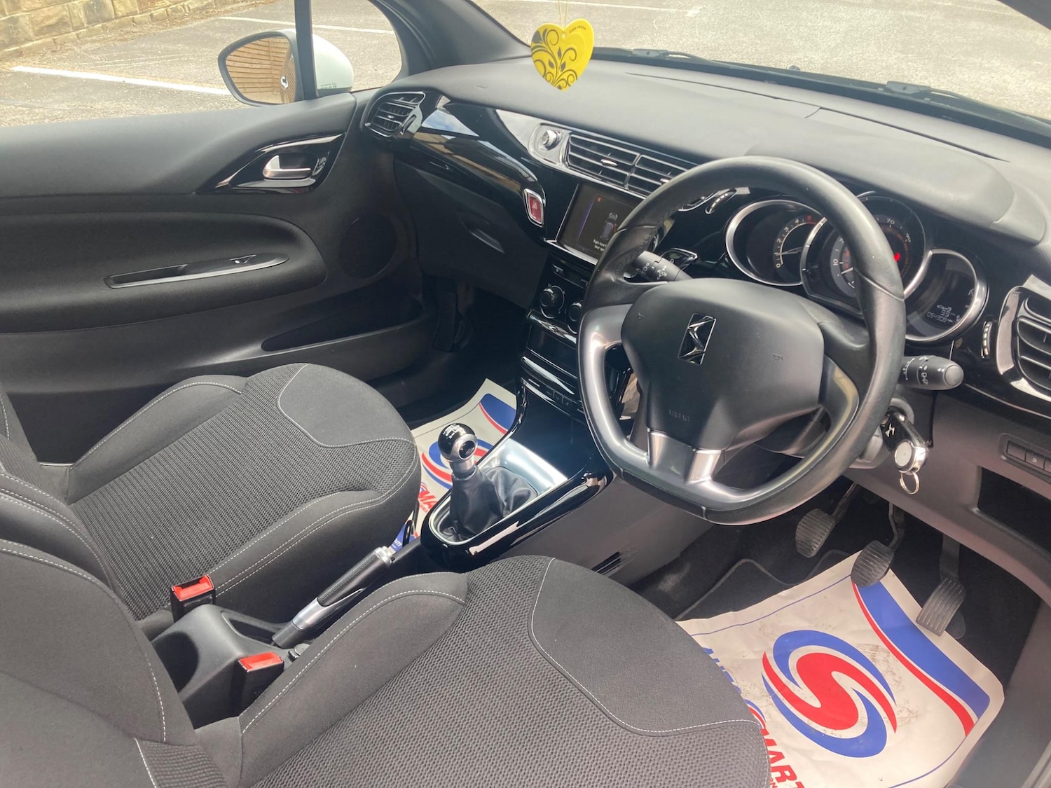 Used DS Automobiles DS 3 2016 for sale - 76727747: Photo 14