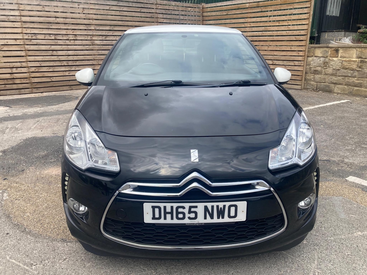 Used DS Automobiles DS 3 2016 for sale - 76727747: Photo 2