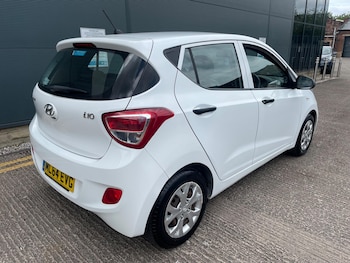 Used Hyundai i10 2014 for sale - 78675436: Photo
