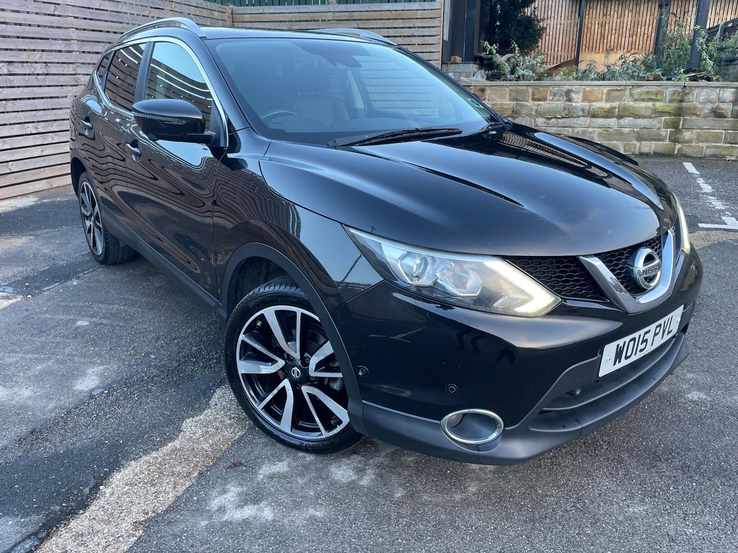 Used Nissan Qashqai 2015 for sale - 76865872: Photo 1