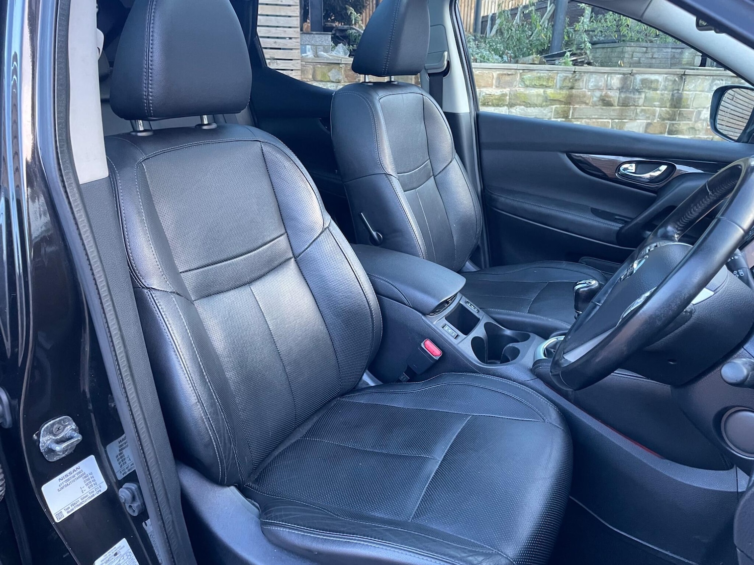 Used Nissan Qashqai 2015 for sale - 76865872: Photo 15