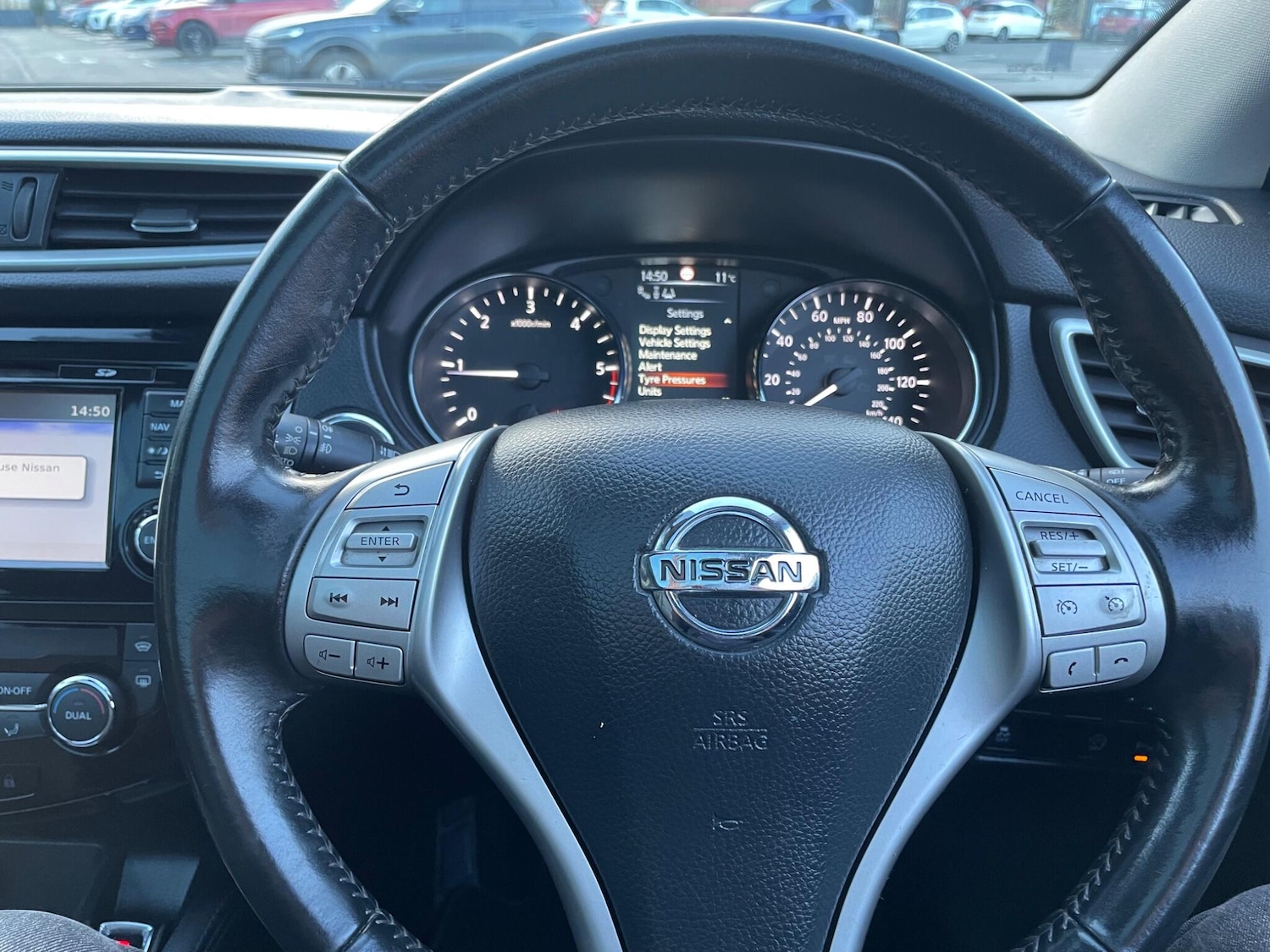 Used Nissan Qashqai 2015 for sale - 76865872: Photo 19