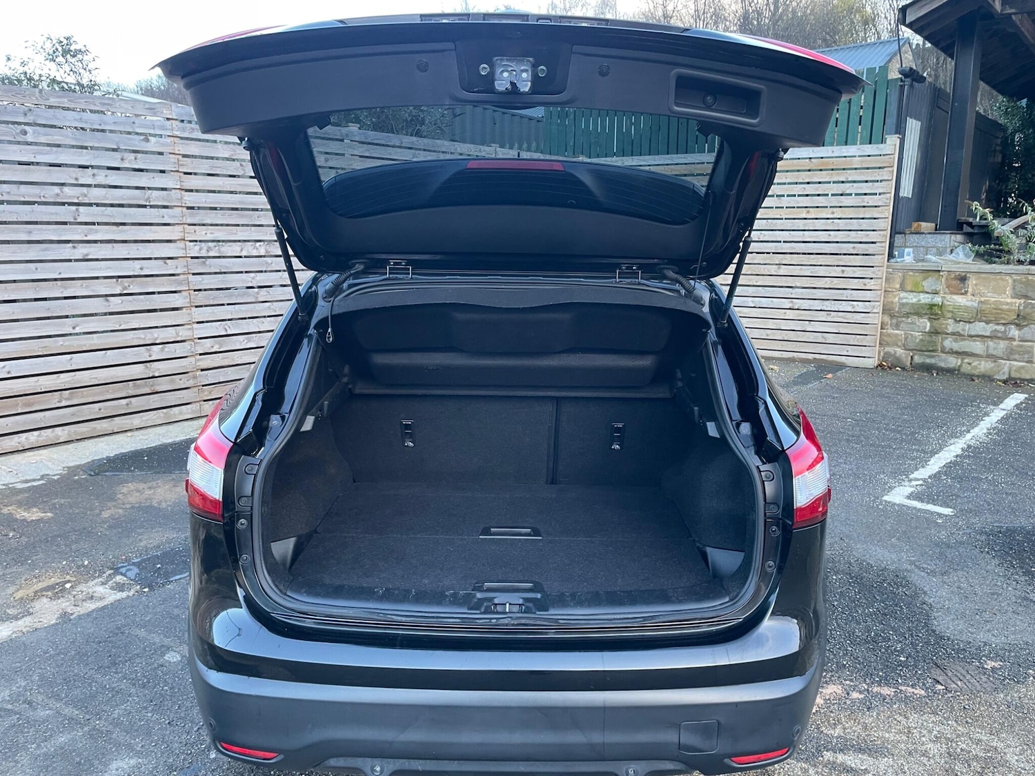 Used Nissan Qashqai 2015 for sale - 76865872: Photo 7