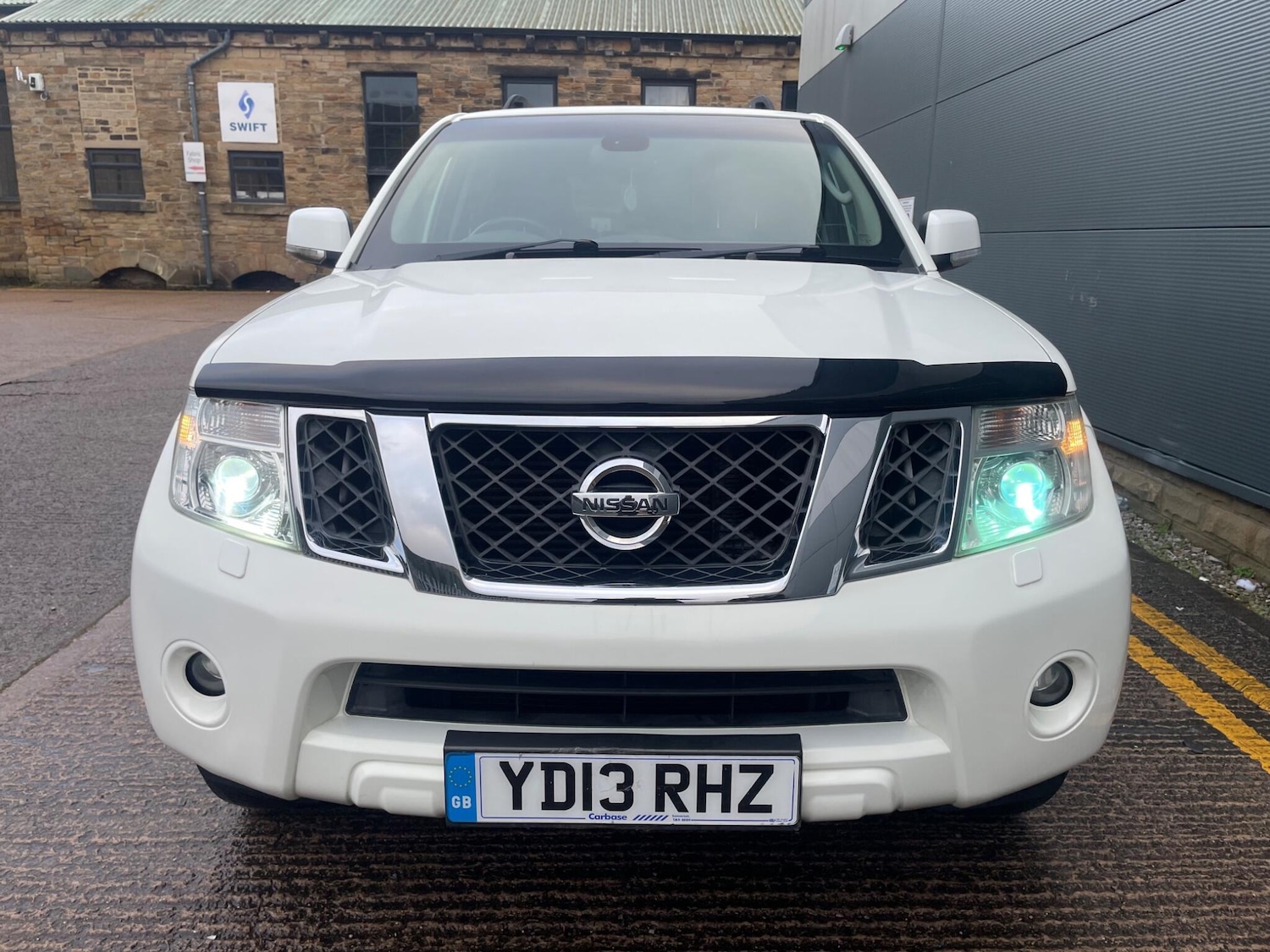 Used Nissan Pathfinder 2013 for sale - 77237679: Photo 2