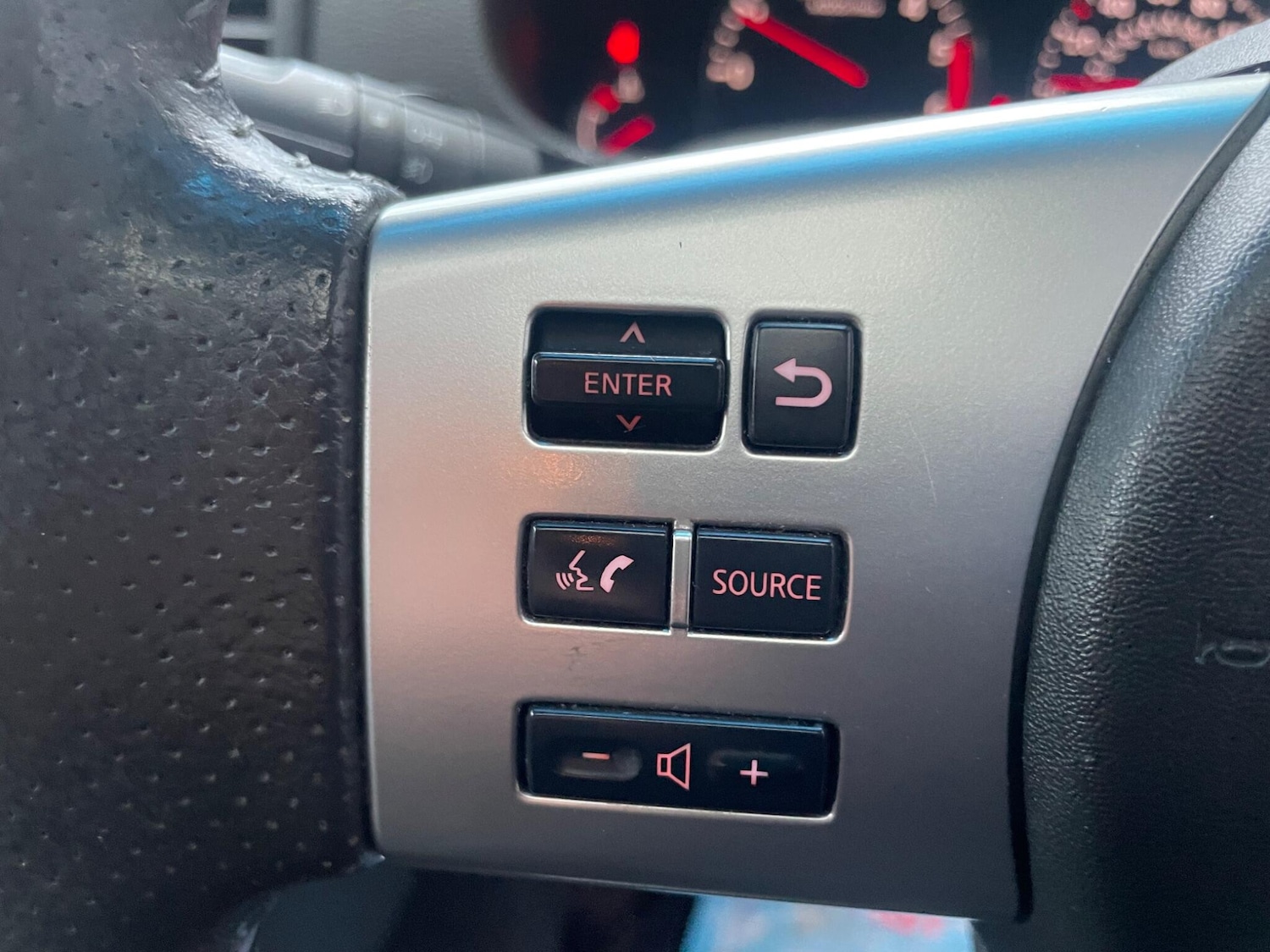 Used Nissan Pathfinder 2013 for sale - 77237679: Photo 24