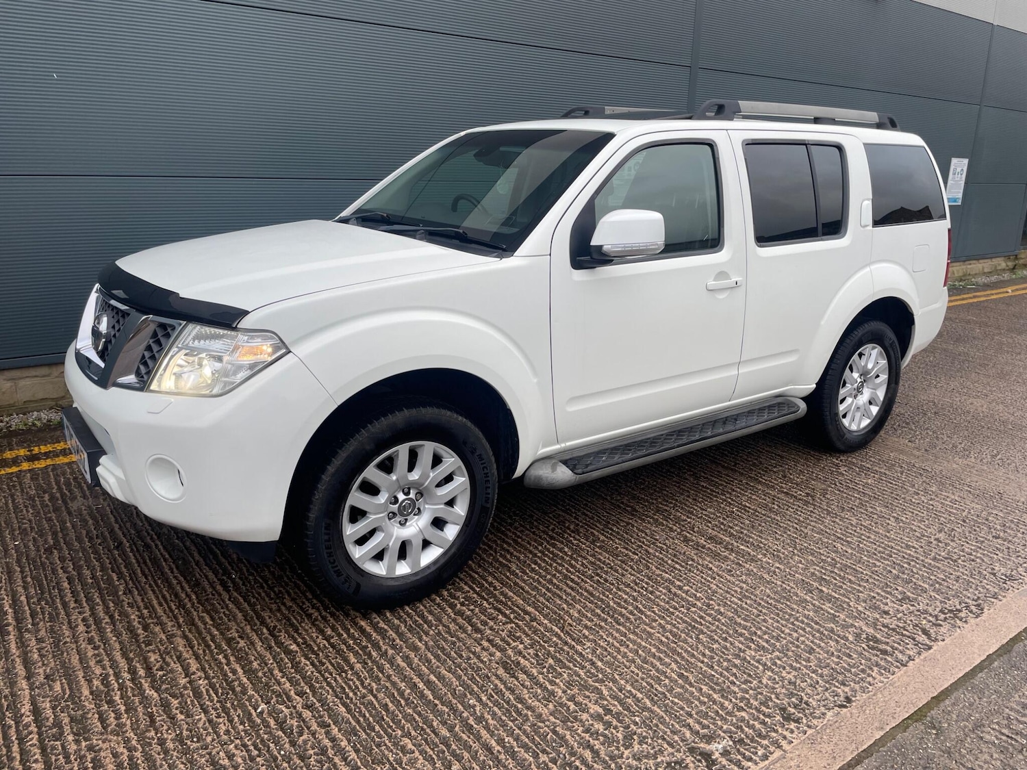 Used Nissan Pathfinder 2013 for sale - 77237679: Photo 3