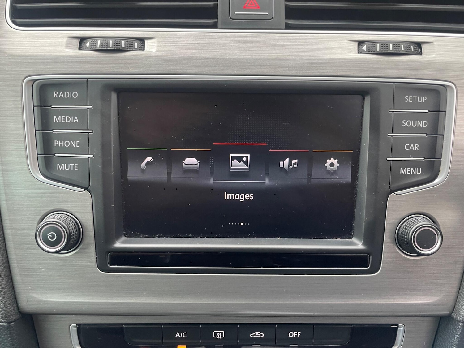 Used Volkswagen Golf 2015 for sale - 76866387: Photo 17