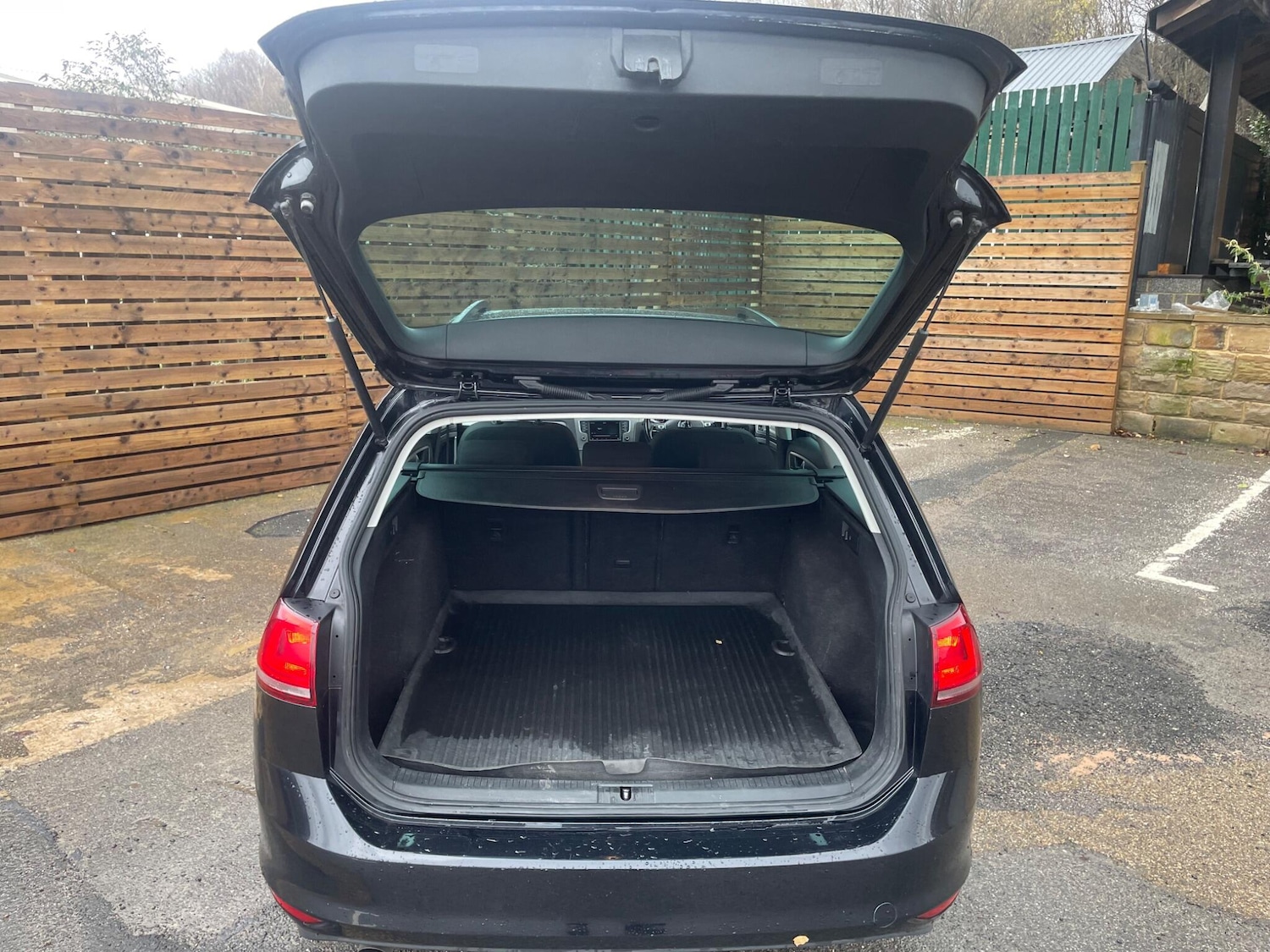 Used Volkswagen Golf 2015 for sale - 76866387: Photo 8