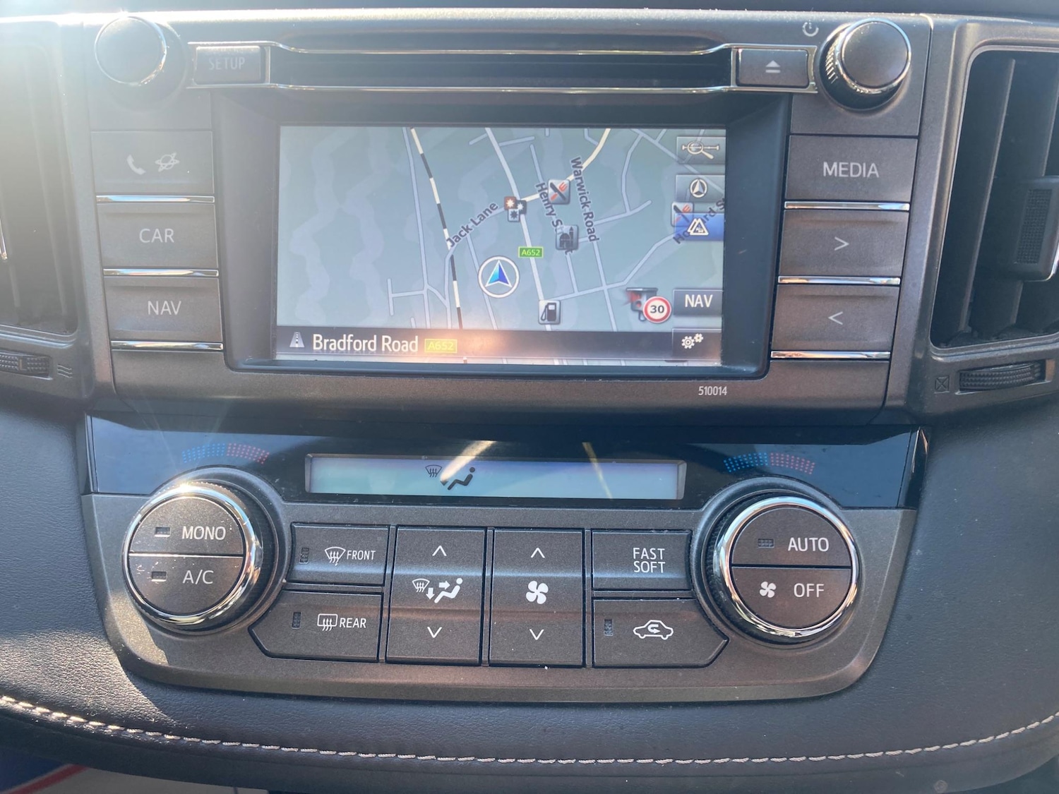 Used Toyota RAV4 2014 for sale - 76731136: Photo 15