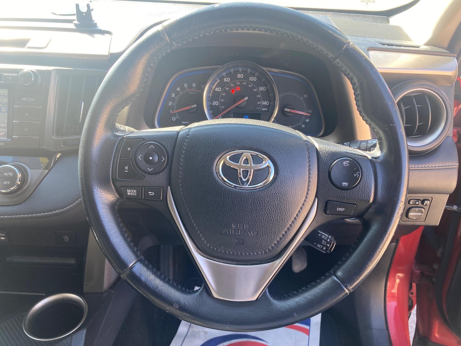 Used Toyota RAV4 2014 for sale - 76731136: Photo 17