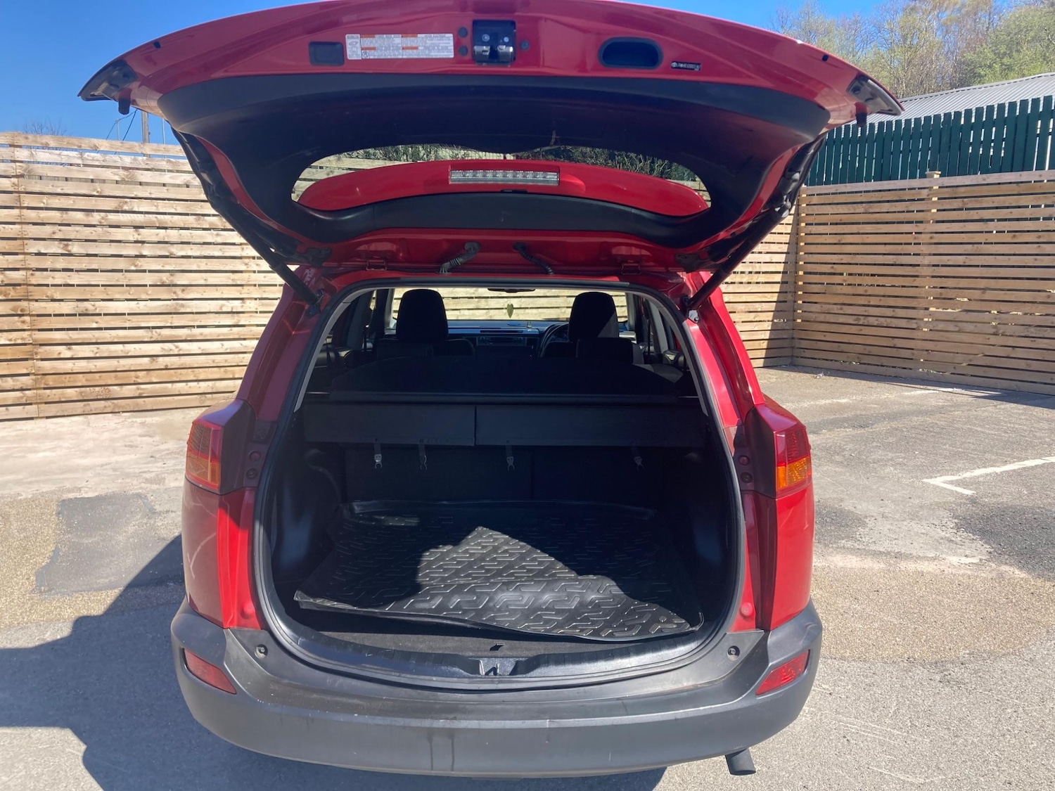 Used Toyota RAV4 2014 for sale - 76731136: Photo 7