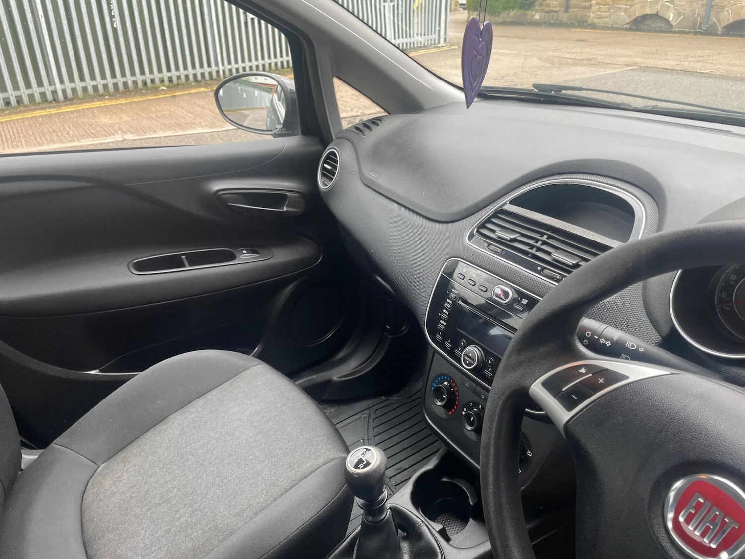 Used Fiat Punto 2016 for sale - 78072307: Photo 12