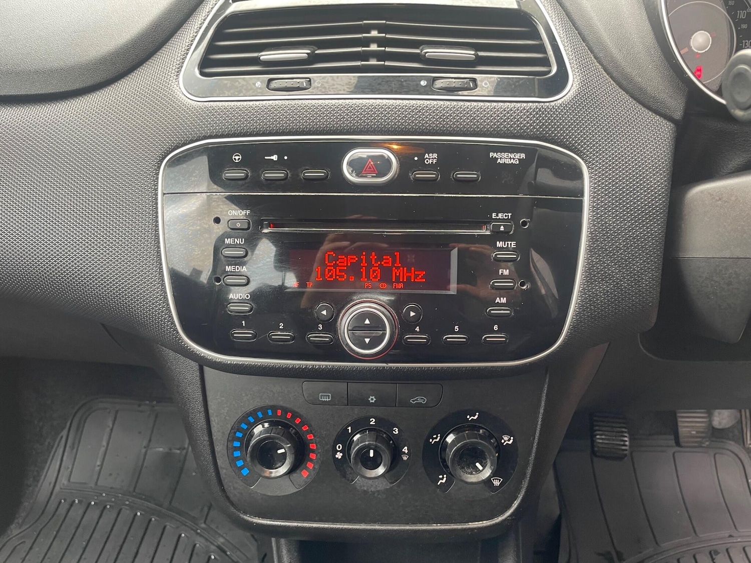 Used Fiat Punto 2016 for sale - 78072307: Photo 16