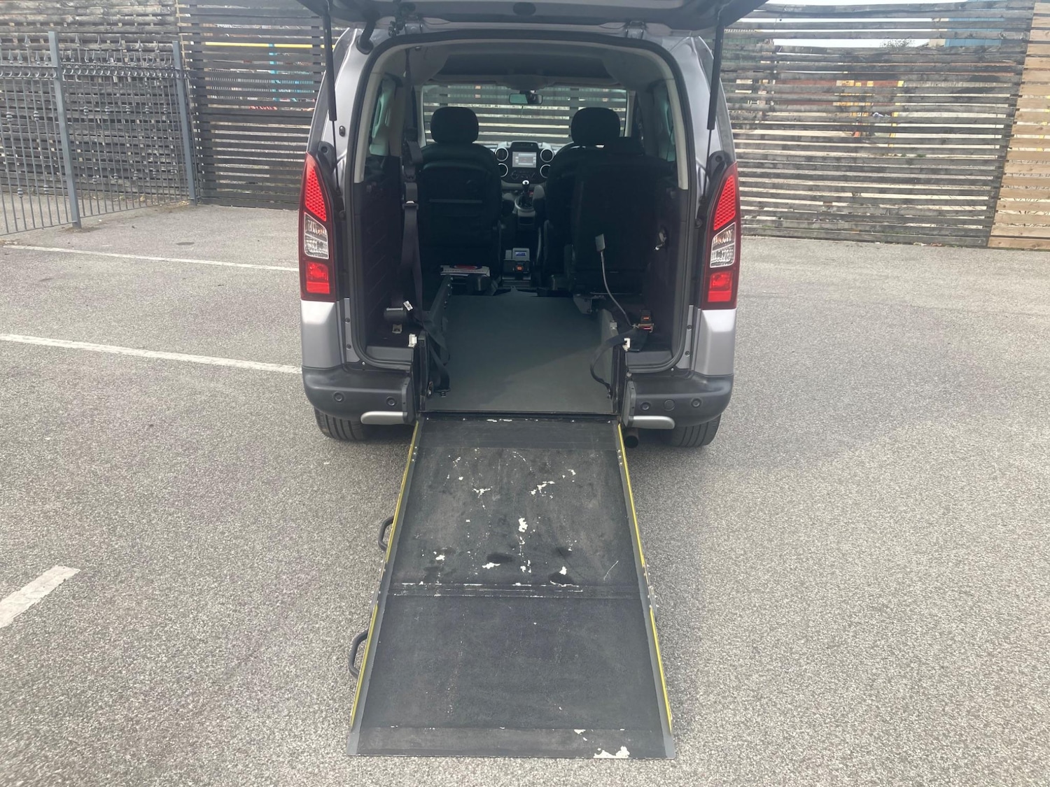 Used Citroen Berlingo Multispace 2016 for sale - 76731137: Photo 3