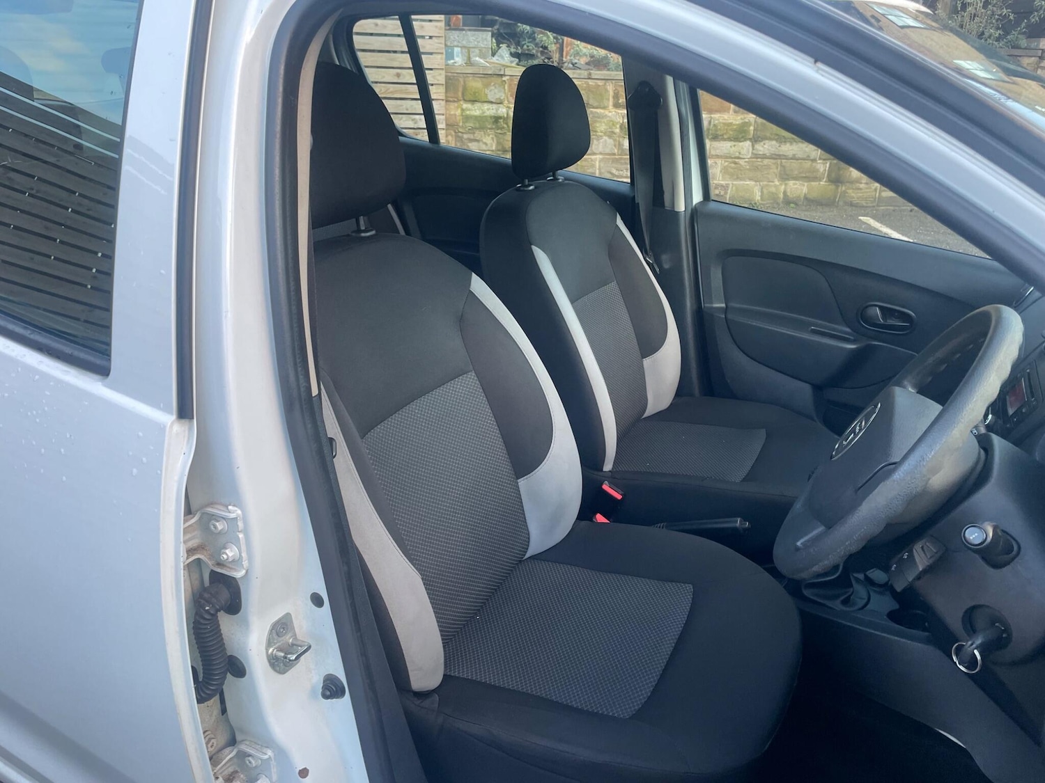 Used Dacia Sandero 2015 for sale - 77586001: Photo 11