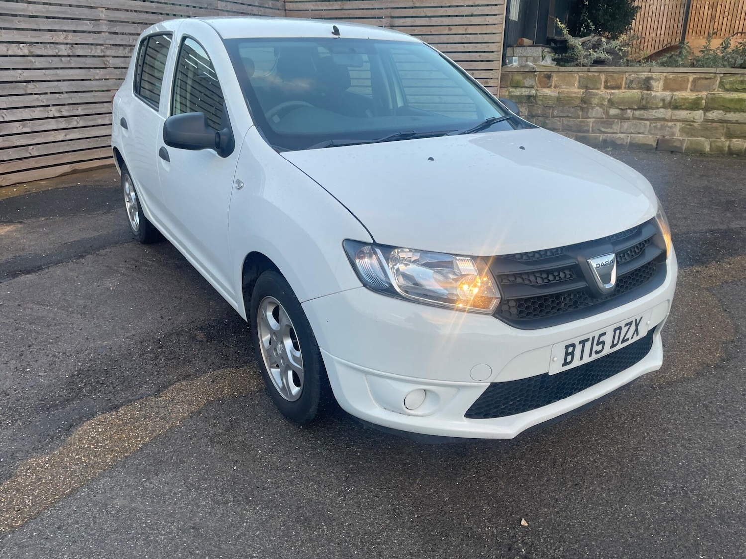 Used Dacia Sandero 2015 for sale - 77586001: Photo 9