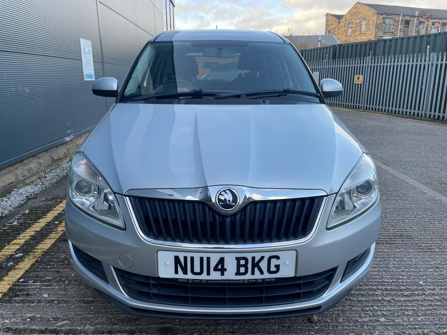 Used Skoda Roomster 2014 for sale - 76913322: Photo 2