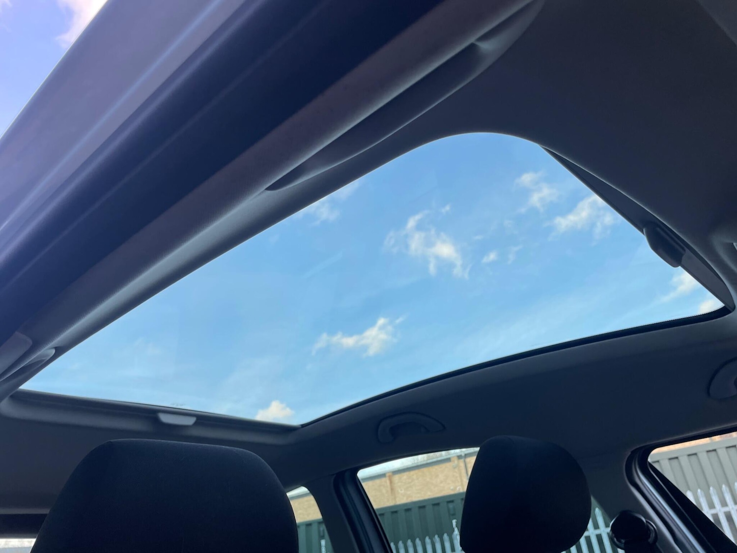 Used Skoda Roomster 2014 for sale - 76913322: Photo 5