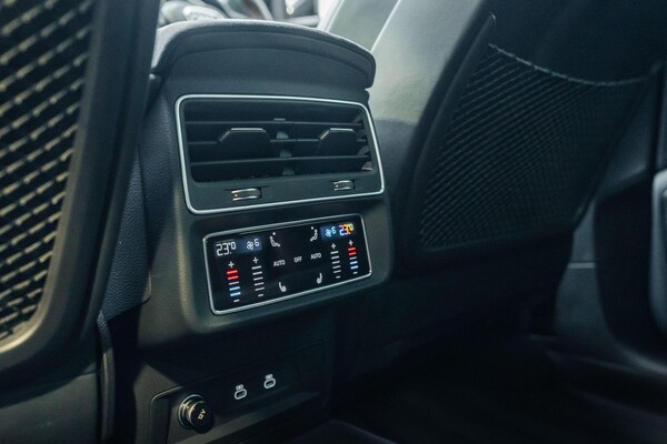 Used Audi RS Q8 2023 for sale - 76284386: Photo 49