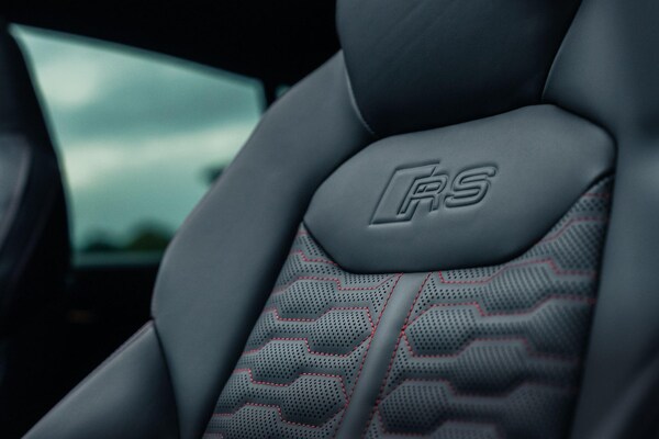 Used Audi RS Q8 2023 for sale - 76284386: Photo 52