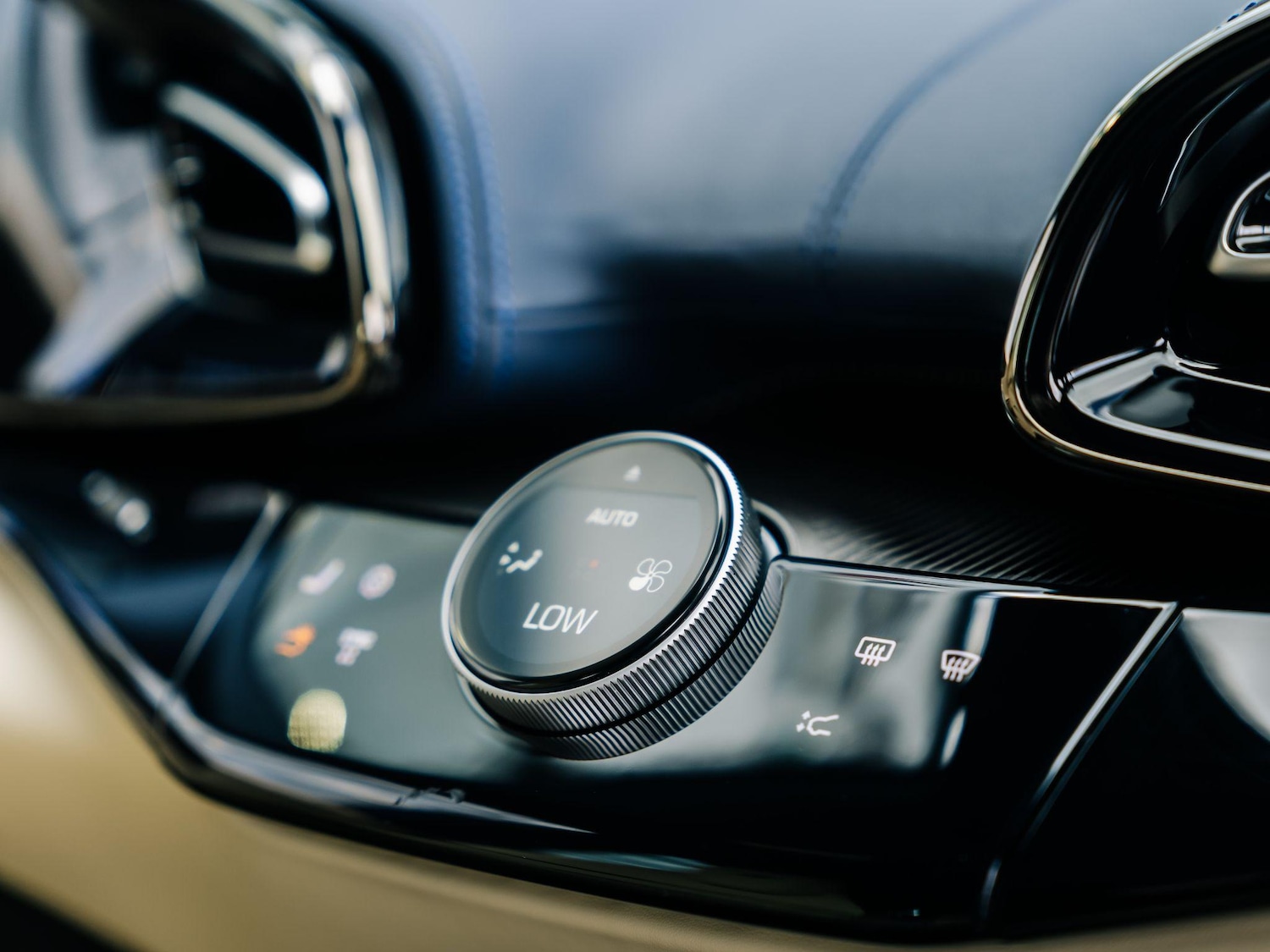 Used Ferrari Purosangue 2024 for sale - 76283186: Photo 37