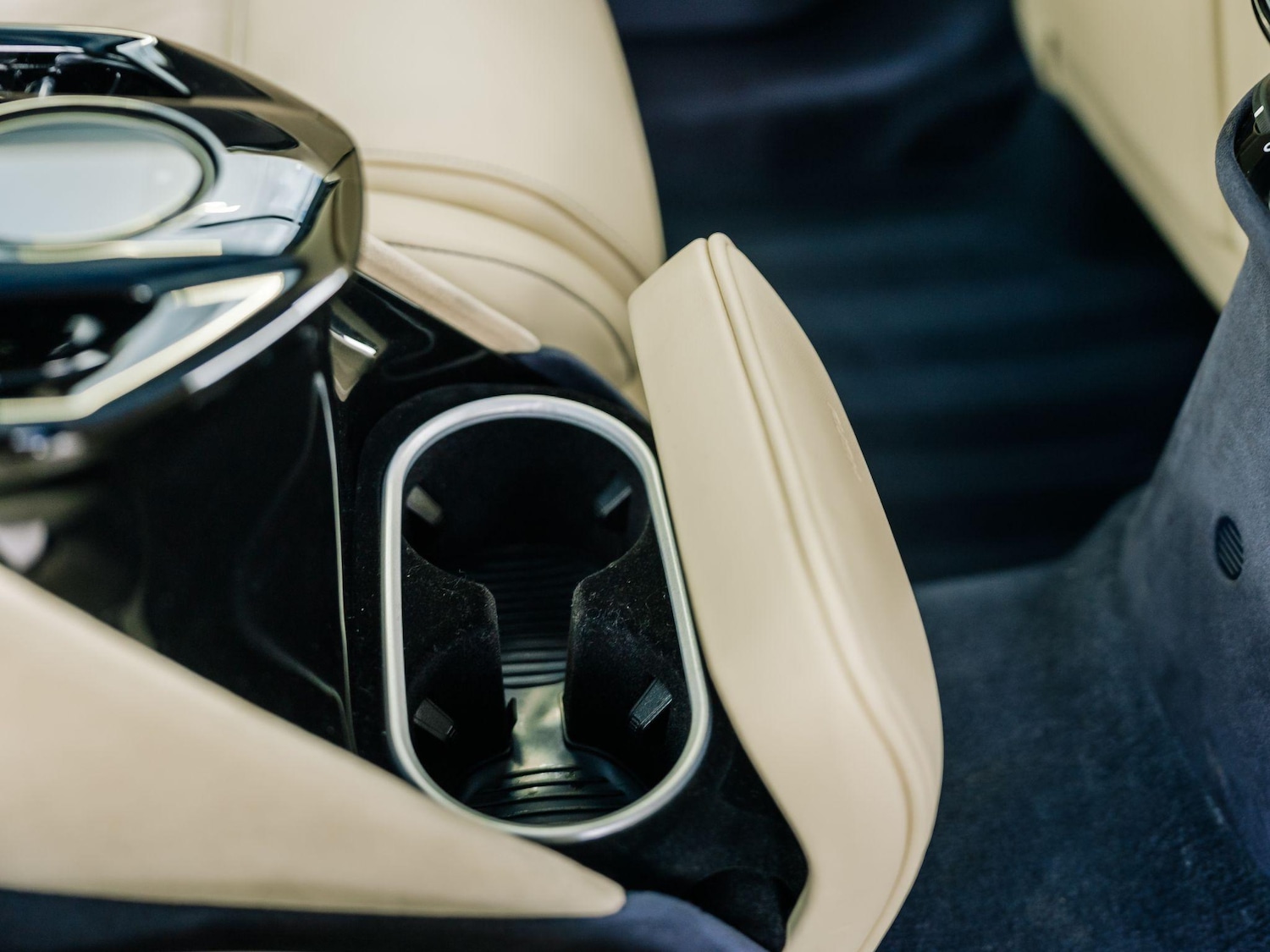 Used Ferrari Purosangue 2024 for sale - 76283186: Photo 45