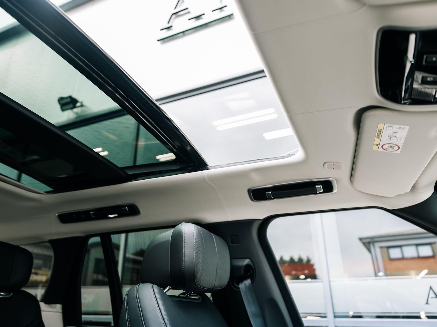 Used Land Rover Range Rover for sale - 76887463: Photo 33