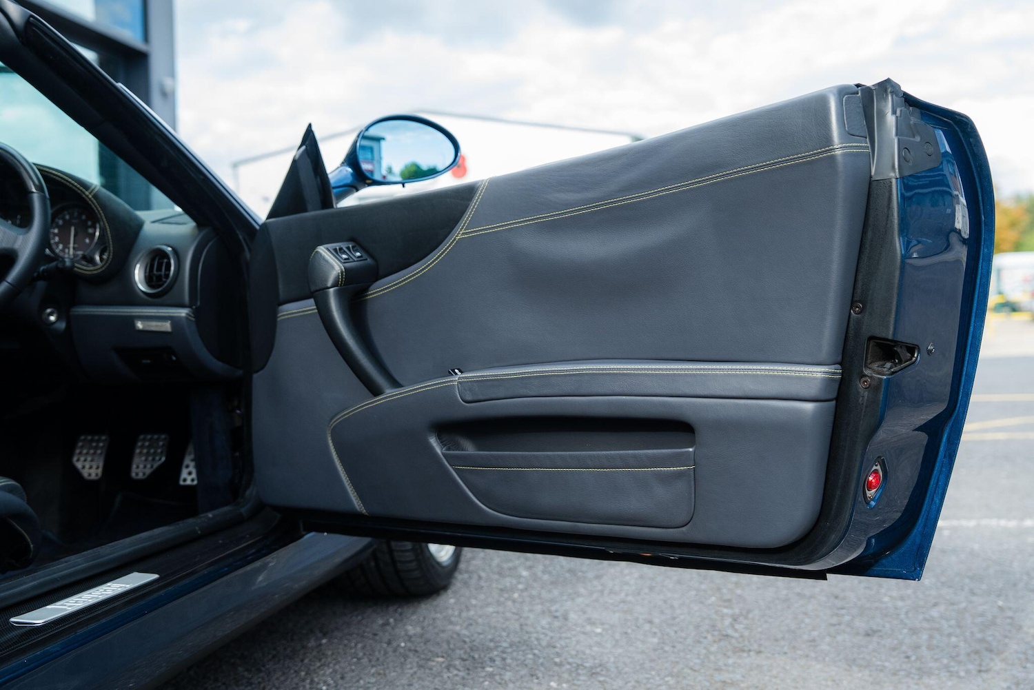 Used Ferrari 550 2001 for sale - 76283276: Photo 48