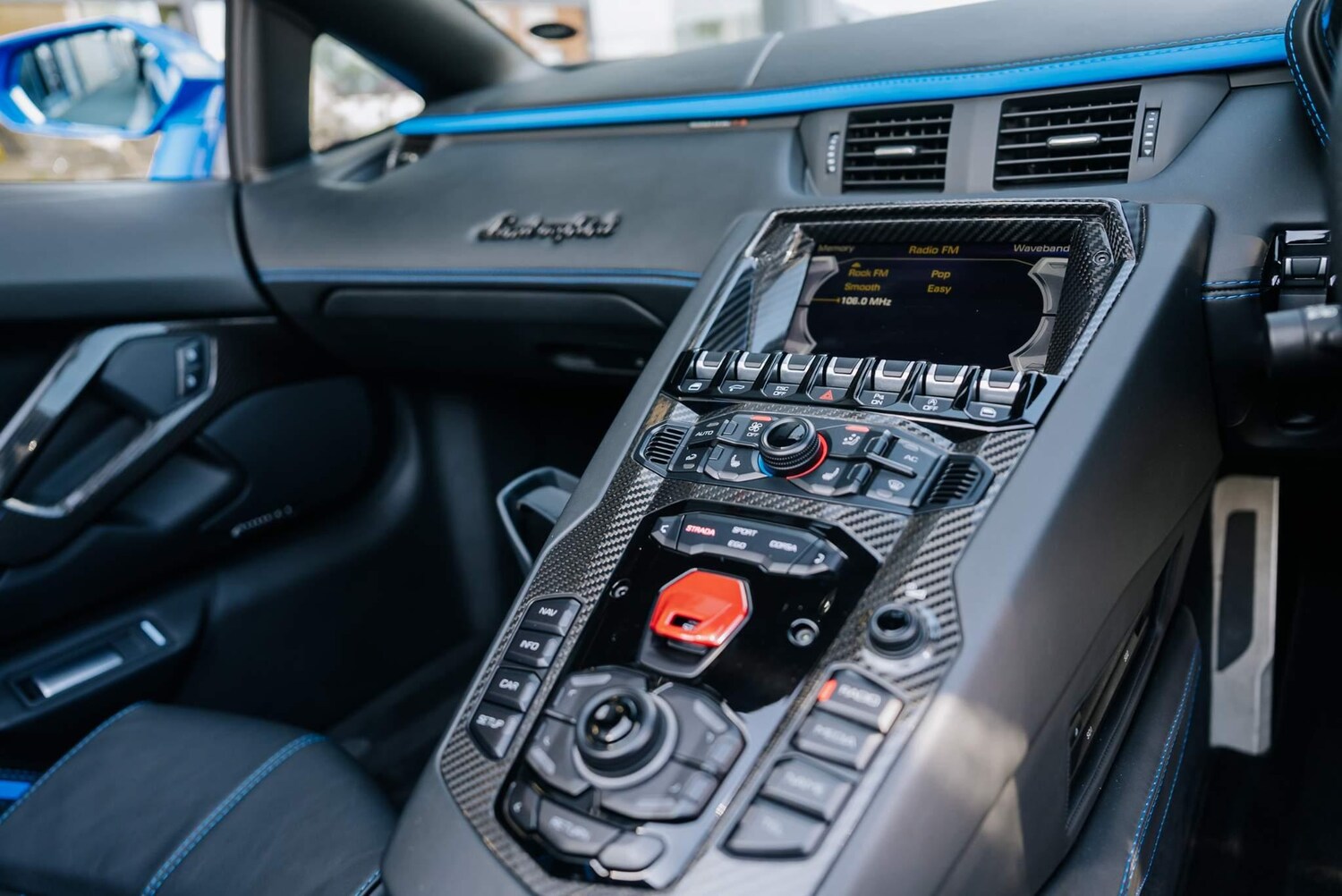 Used Lamborghini Aventador 2018 for sale - 76283190: Photo 42