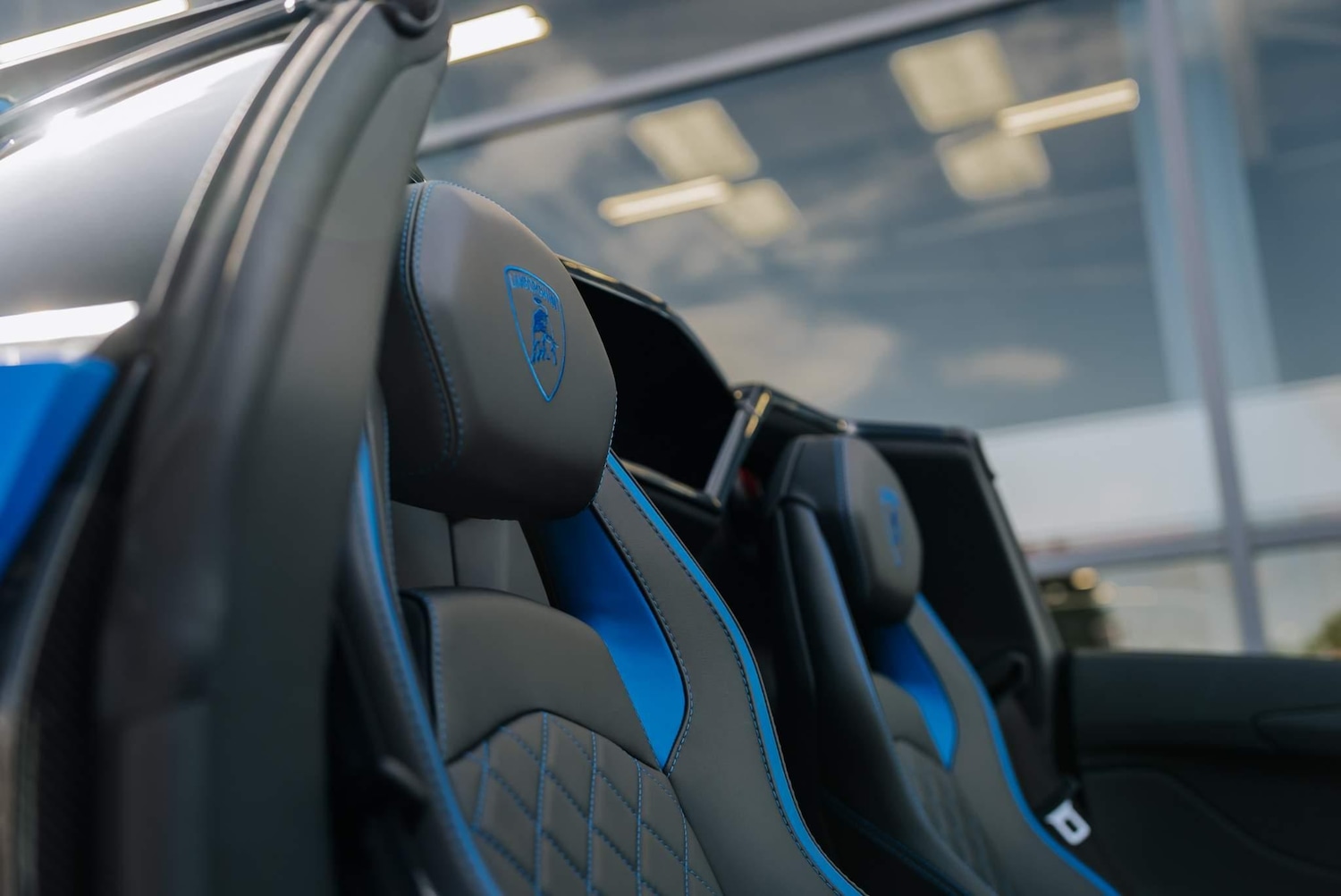 Used Lamborghini Aventador 2018 for sale - 76283190: Photo 48