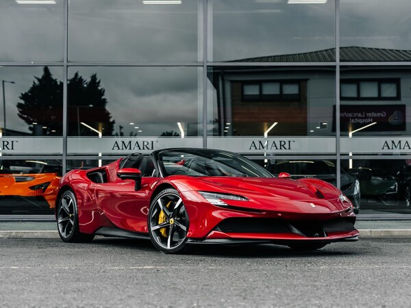Used Ferrari SF90 Stradale for sale - 76282913: Photo 1