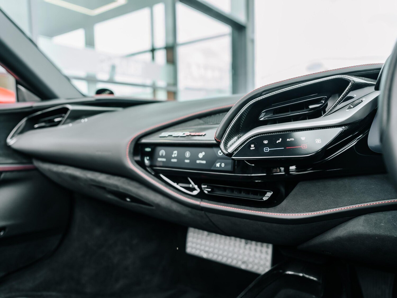 Used Ferrari SF90 Spider for sale - 76282913: Photo 37