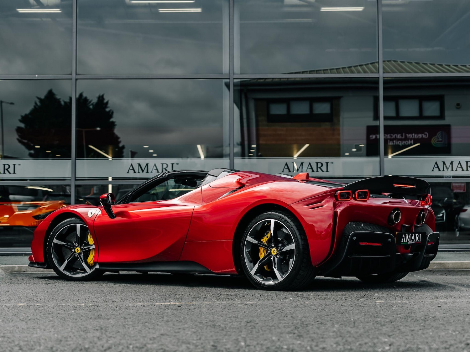 Used Ferrari SF90 Spider for sale - 76282913: Photo 4