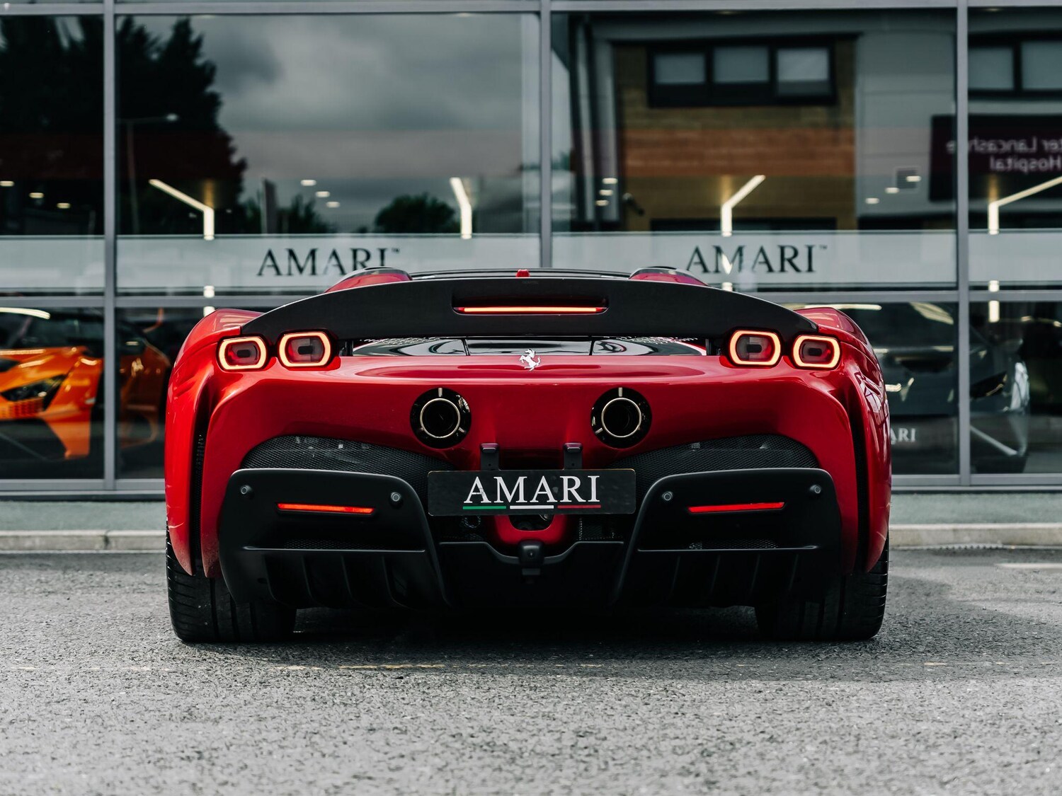 Used Ferrari SF90 Spider for sale - 76282913: Photo 8