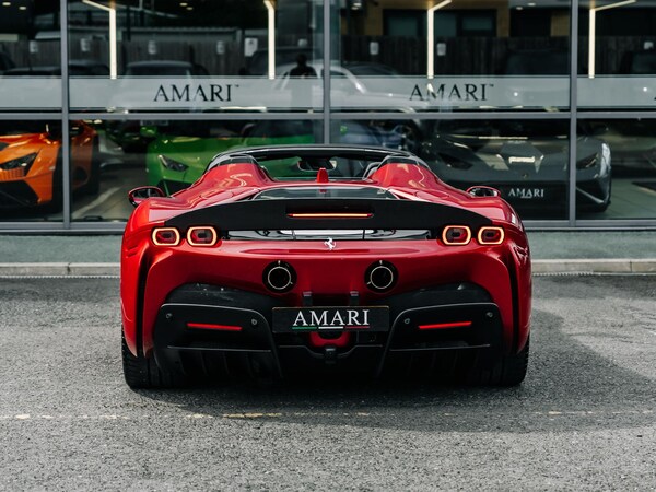 Used Ferrari SF90 Stradale for sale - 76282913: Photo 9