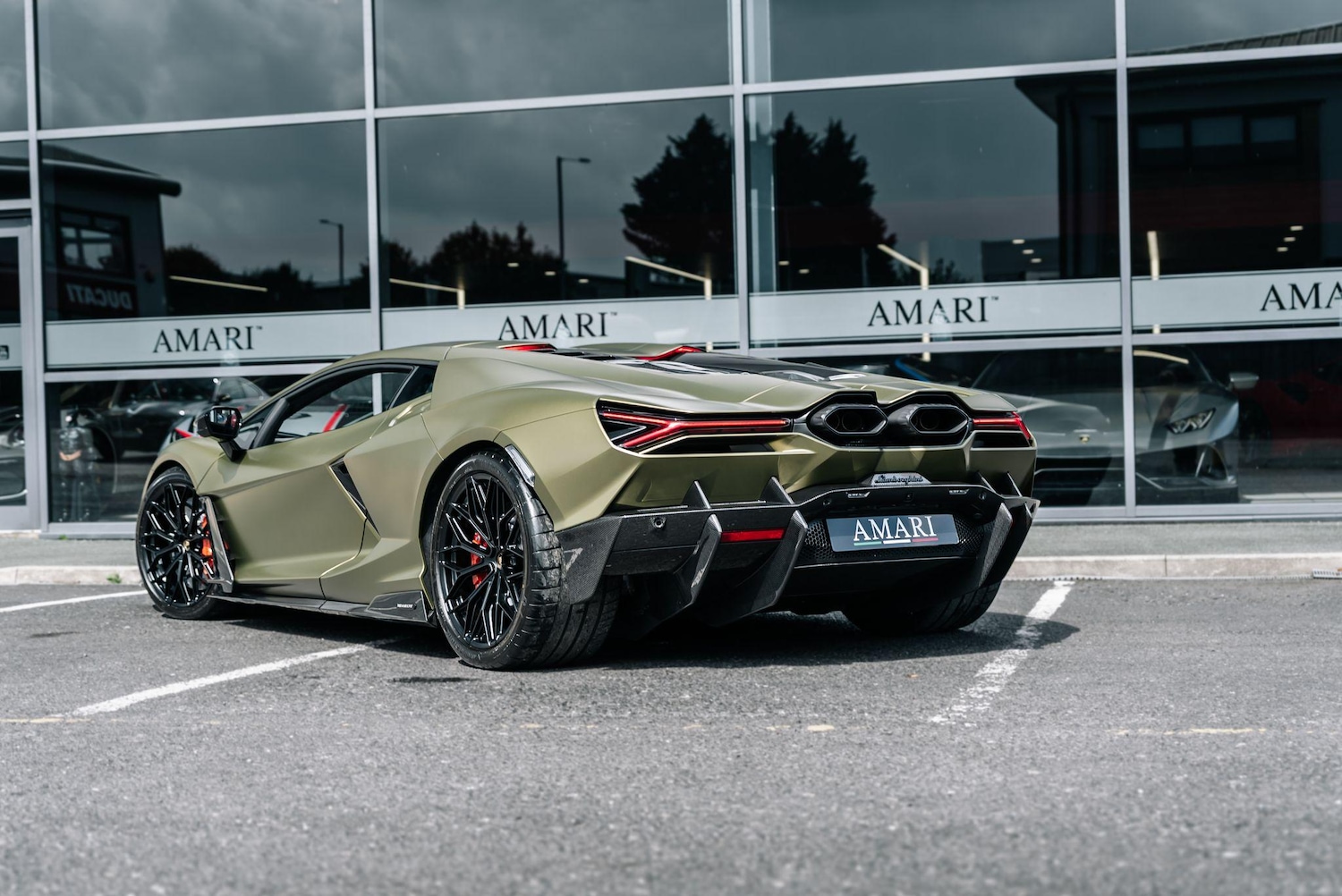 Used Lamborghini Revuelto 2024 for sale - 76283636: Photo 18