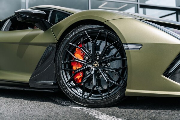 Used Lamborghini Revuelto 2024 for sale - 76283636: Photo 21