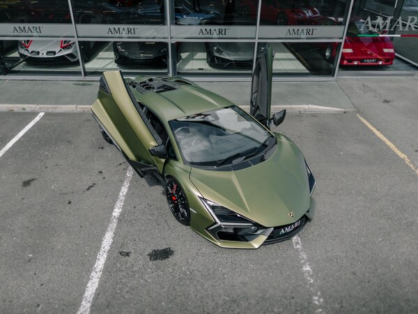 Used Lamborghini Revuelto 2024 for sale - 76283636: Photo 39