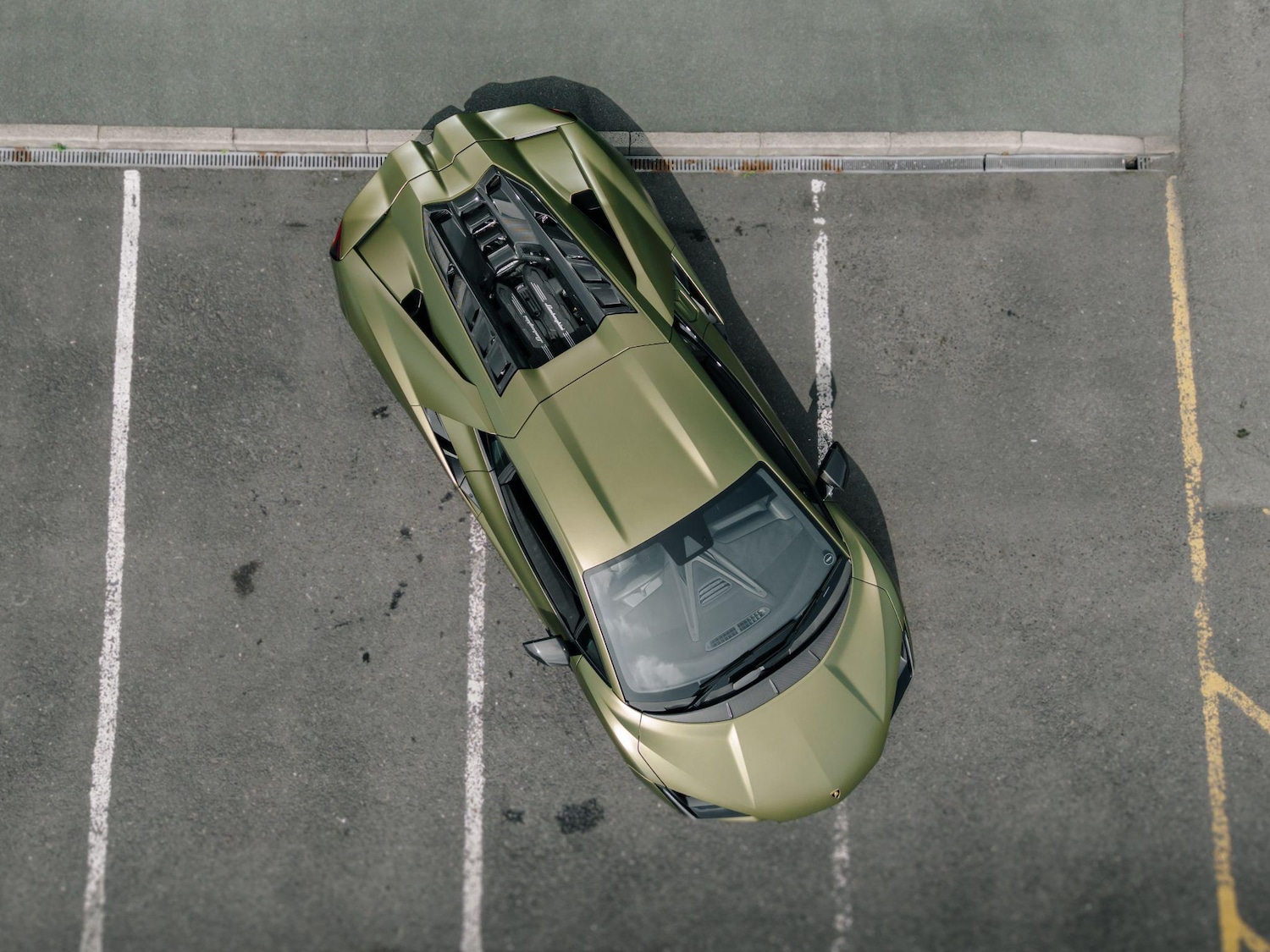 Used Lamborghini Revuelto 2024 for sale - 76283636: Photo 41