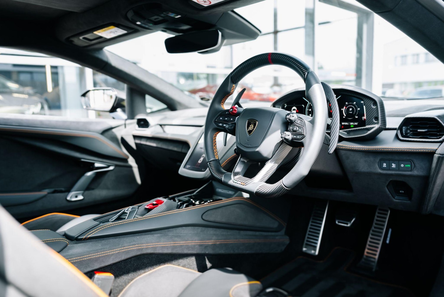 Used Lamborghini Revuelto 2024 for sale - 76283636: Photo 44