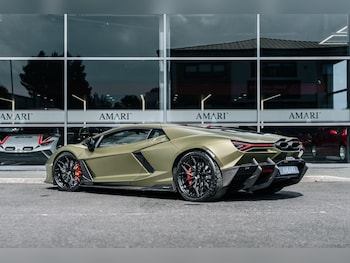 Used Lamborghini Revuelto 2024 for sale - 76283636: Photo
