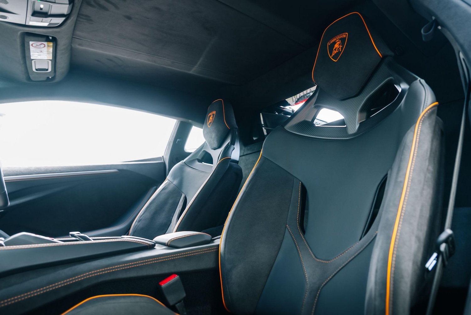 Used Lamborghini Revuelto 2024 for sale - 76283636: Photo 57