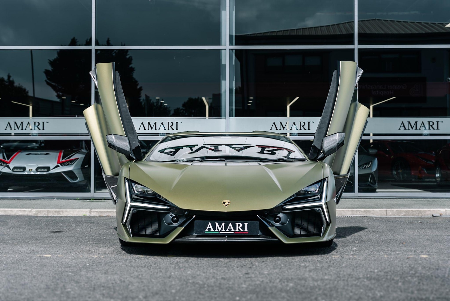 Used Lamborghini Revuelto 2024 for sale - 76283636: Photo 6